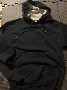 Champion Black Pullover Sweatshirt